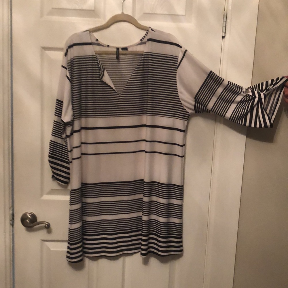 Tunic - Picture 2 of 2
